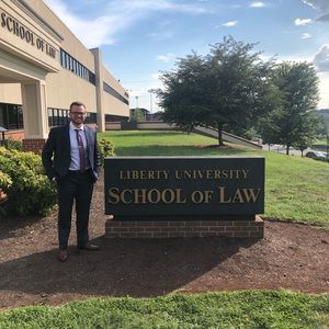 Meet your Posher, Tyler